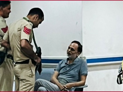 Satyendar Jain hospitalised after he falls in Tihar Jail bathroom suffers spine injury | Satyendar Jain hospitalised after he falls in Tihar Jail bathroom suffers spine injury
