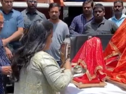 Salman Khan's sister Arpita Khan welcomes lord Ganesha to her home | Salman Khan's sister Arpita Khan welcomes lord Ganesha to her home
