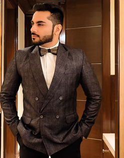 Mohit Jadhwani exudes excellence at every event as an anchor, DJ, and versatile talent | Mohit Jadhwani exudes excellence at every event as an anchor, DJ, and versatile talent