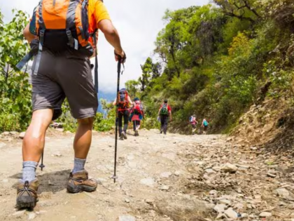 Trekker dies after suffering heart attack while trekking to Lingana Fort | Trekker dies after suffering heart attack while trekking to Lingana Fort Trekker dies after suffering heart attack while trekking to Lingana Fort | Trekker dies after suffering heart attack while trekking to Lingana Fort