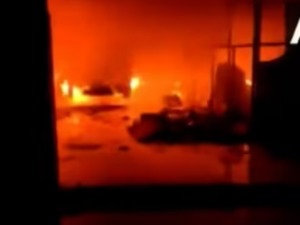Pune: Massive blaze engulfs Wagholi storage facility, no casualties reported | Pune: Massive blaze engulfs Wagholi storage facility, no casualties reported