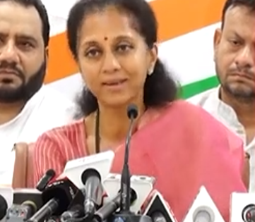 Supriya Sule expresses concern over insensitivity towards women's safety in Maharashtra | Supriya Sule expresses concern over insensitivity towards women's safety in Maharashtra