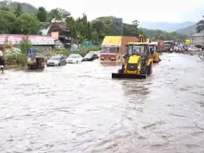 Mumbai-Ahmedabad highway: Traffic standstill as rainwater submerges road | Mumbai-Ahmedabad highway: Traffic standstill as rainwater submerges road Mumbai-Ahmedabad highway: Traffic standstill as rainwater submerges road | Mumbai-Ahmedabad highway: Traffic standstill as rainwater submerges road