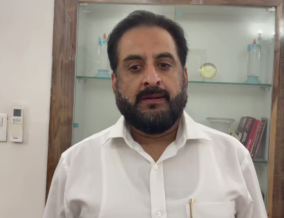 AIMIM suspends 24 office-bearers for skipping protest in Chhatrapati Sambhajinagar | AIMIM suspends 24 office-bearers for skipping protest in Chhatrapati Sambhajinagar AIMIM suspends 24 office-bearers for skipping protest in Chhatrapati Sambhajinagar | AIMIM suspends 24 office-bearers for skipping protest in Chhatrapati Sambhajinagar