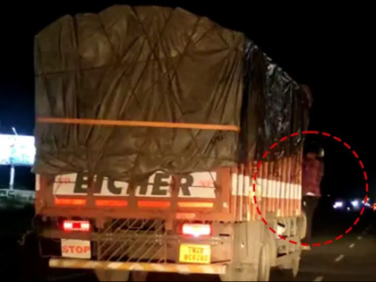 Drunk truck driver drags toll worker for 12 km on Pune-Satara highway | Drunk truck driver drags toll worker for 12 km on Pune-Satara highway Drunk truck driver drags toll worker for 12 km on Pune-Satara highway | Drunk truck driver drags toll worker for 12 km on Pune-Satara highway