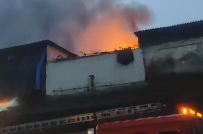 Mumbai: Major fire outbreak in masala market's dry fruit shop; 15-16 hour battle to extinguish | Mumbai: Major fire outbreak in masala market's dry fruit shop; 15-16 hour battle to extinguish Mumbai: Major fire outbreak in masala market's dry fruit shop; 15-16 hour battle to extinguish | Mumbai: Major fire outbreak in masala market's dry fruit shop; 15-16 hour battle to extinguish