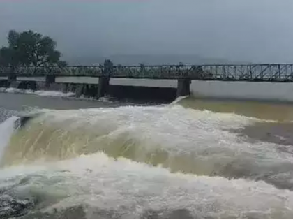 Mumbai: Tansa and Vihar lakes overflow after heavy rains | Mumbai: Tansa and Vihar lakes overflow after heavy rains Mumbai: Tansa and Vihar lakes overflow after heavy rains | Mumbai: Tansa and Vihar lakes overflow after heavy rains