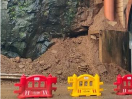 Mumbai-Pune expressway: Two hour mega block today due to landslide, check details here | Mumbai-Pune expressway: Two hour mega block today due to landslide, check details here