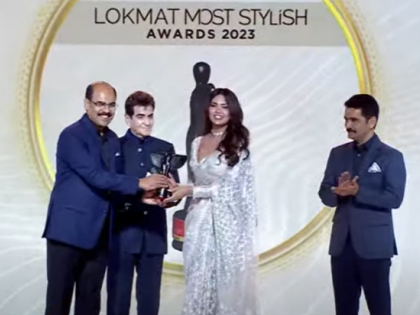 Esha Gupta grabs the Title of Most Stylish Glamorous Diva at Lokmat Most Stylish Awards 2023 | Esha Gupta grabs the Title of Most Stylish Glamorous Diva at Lokmat Most Stylish Awards 2023