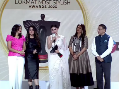 Mouni Roy Clinches Most Stylish Path Breaker Award at Lokmat Most Stylish Awards 2023 | Mouni Roy Clinches Most Stylish Path Breaker Award at Lokmat Most Stylish Awards 2023