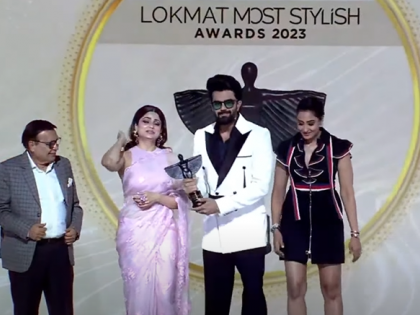 Maniesh Paul receives 'Most Stylish OTT Debutant' of the Year Award" at Lokmat Most Stylish Awards 2023 | Maniesh Paul receives 'Most Stylish OTT Debutant' of the Year Award" at Lokmat Most Stylish Awards 2023