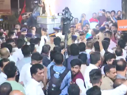 Watch: Clash breaks out between Sena factions at Balasaheb Thackeray's memorial in Mumbai | Watch: Clash breaks out between Sena factions at Balasaheb Thackeray's memorial in Mumbai Watch: Clash breaks out between Sena factions at Balasaheb Thackeray's memorial in Mumbai | Watch: Clash breaks out between Sena factions at Balasaheb Thackeray's memorial in Mumbai