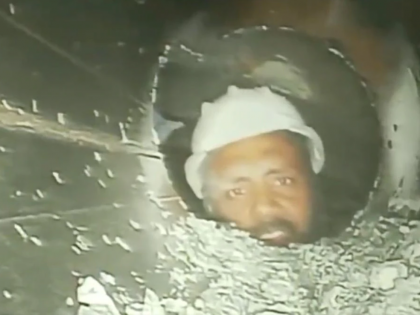 "I am fine maa, please...": Trapped worker in Uttarkashi tunnel sends heartfelt message to mother | "I am fine maa, please...": Trapped worker in Uttarkashi tunnel sends heartfelt message to mother