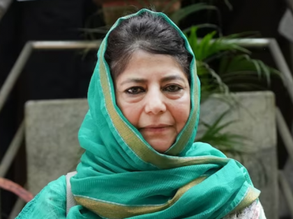 Mehbooba Mufti put under house arrest ahead of 'Article 370' verdict, claims PDP | Mehbooba Mufti put under house arrest ahead of 'Article 370' verdict, claims PDP