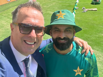 Aus vs Pak: Michael Vaughan and Mohammad Hafeez share friendly moment in Perth test | Aus vs Pak: Michael Vaughan and Mohammad Hafeez share friendly moment in Perth test