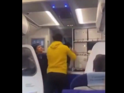 IndiGo Passenger Hits Pilot Over Delhi-Goa Flight Delay | IndiGo Passenger Hits Pilot Over Delhi-Goa Flight Delay IndiGo Passenger Hits Pilot Over Delhi-Goa Flight Delay | IndiGo Passenger Hits Pilot Over Delhi-Goa Flight Delay