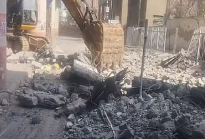 Gokulpuri Metro Station Wall Collapse Leaves One Critically Injured | Gokulpuri Metro Station Wall Collapse Leaves One Critically Injured Gokulpuri Metro Station Wall Collapse Leaves One Critically Injured | Gokulpuri Metro Station Wall Collapse Leaves One Critically Injured