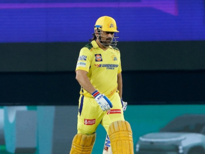 IPL 2024: Crowd Goes Crazy as MS Dhoni Comes Out to Bat During CSK vs SRH Match (Watch Video) | IPL 2024: Crowd Goes Crazy as MS Dhoni Comes Out to Bat During CSK vs SRH Match (Watch Video)