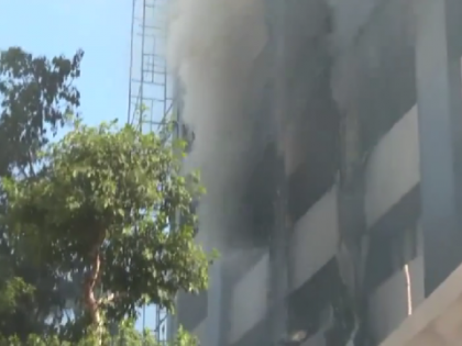 Mumbai: Massive Fire Breaks Out at Multi-Story Building in Bandra Kurla Complex (Watch Video) | Mumbai: Massive Fire Breaks Out at Multi-Story Building in Bandra Kurla Complex (Watch Video)