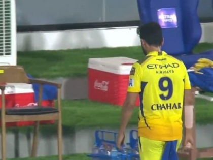 IPL 2024: CSK Pacer Deepak Chahar Suffers Injury Scare During Match Against PBKS (Watch Video) | IPL 2024: CSK Pacer Deepak Chahar Suffers Injury Scare During Match Against PBKS (Watch Video)