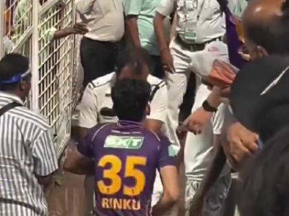 Viral Video: Fan Thrashed by Cops for Attempting to Steal Cricket Ball in KKR vs MI IPL 2024 Match | Viral Video: Fan Thrashed by Cops for Attempting to Steal Cricket Ball in KKR vs MI IPL 2024 Match