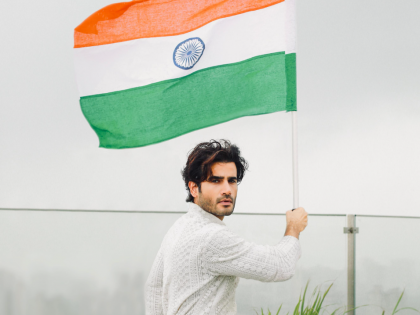 Karan Tacker Pays Tribute to the Real-Life Protectors of India’s Freedom | Karan Tacker Pays Tribute to the Real-Life Protectors of India’s Freedom