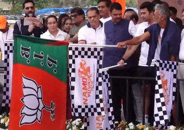 Namo Yuva Yatra: Milind Soman Flags Off Campaign in Mumbai, Says ‘Theme of a Drug-Free India Is Very Important’ (Watch Videos) | Namo Yuva Yatra: Milind Soman Flags Off Campaign in Mumbai, Says ‘Theme of a Drug-Free India Is Very Important’ (Watch Videos)