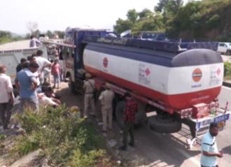 Bovine Smuggling: J&K Police Seize Modified Oil Tanker, Rescue 20 Animals in Udhampur (Watch Video) | Bovine Smuggling: J&K Police Seize Modified Oil Tanker, Rescue 20 Animals in Udhampur (Watch Video)