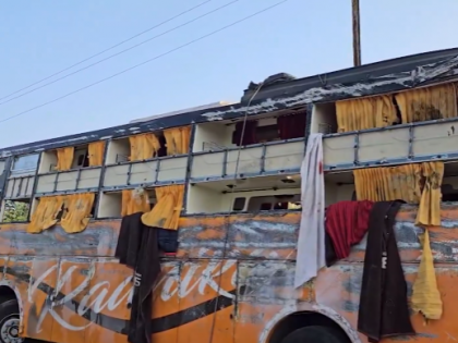 Guna Accident: One Dead, 16 Injured as Speeding Bus Overturns in Madhya Pradesh (VIDEO) | Guna Accident: One Dead, 16 Injured as Speeding Bus Overturns in Madhya Pradesh (VIDEO)