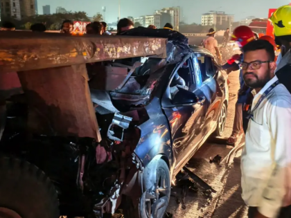 Mumbai-Nashik Highway Accident: One Dead, Four Injured After Car Rams Into Parked Truck near Kalwa
