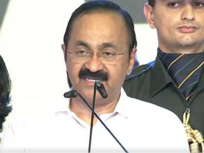 VD Sateeshan Takes Oath as New Kerala CM as UDF Returns To Power In State After A Decade | VD Sateeshan Takes Oath as New Kerala CM as UDF Returns To Power In State After A Decade VD Sateeshan Takes Oath as New Kerala CM as UDF Returns To Power In State After A Decade | VD Sateeshan Takes Oath as New Kerala CM as UDF Returns To Power In State After A Decade