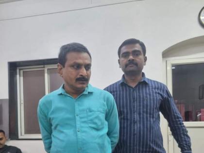 Pune police detains fraudster posing as IAS officer | Pune police detains fraudster posing as IAS officer