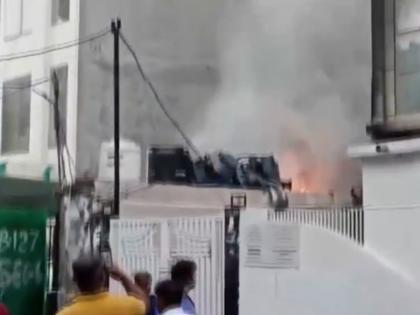Noida: Fire Breaks Out at Vehicle Parking of Private Company in Sector 6 (Watch Video) | Noida: Fire Breaks Out at Vehicle Parking of Private Company in Sector 6 (Watch Video) Noida: Fire Breaks Out at Vehicle Parking of Private Company in Sector 6 (Watch Video) | Noida: Fire Breaks Out at Vehicle Parking of Private Company in Sector 6 (Watch Video)