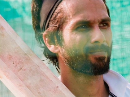 Shahid Kapoor likely to fly from UAE for launch of 'Jersey' trailer | Shahid Kapoor likely to fly from UAE for launch of 'Jersey' trailer
