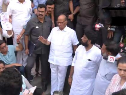 Mumbai: Sharad Pawar meets protesting NCP workers | Mumbai: Sharad Pawar meets protesting NCP workers