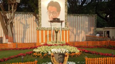 Balasaheb Thackeray death anniversary: Security tightened at Dadar's Shivaji Park after clash between Sena factions | Balasaheb Thackeray death anniversary: Security tightened at Dadar's Shivaji Park after clash between Sena factions