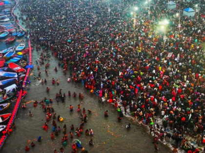 Maha Kumbh Shivratri Snan 2025: Police Release Special Guidelines; No-Vehicle Zone Imposed in Fair Area from 4 PM Today | Maha Kumbh Shivratri Snan 2025: Police Release Special Guidelines; No-Vehicle Zone Imposed in Fair Area from 4 PM Today Maha Kumbh Shivratri Snan 2025: Police Release Special Guidelines; No-Vehicle Zone Imposed in Fair Area from 4 PM Today | Maha Kumbh Shivratri Snan 2025: Police Release Special Guidelines; No-Vehicle Zone Imposed in Fair Area from 4 PM Today