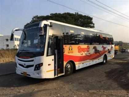 Pune: Driver blames brake failure, Shivshahi bus accident raises questions | Pune: Driver blames brake failure, Shivshahi bus accident raises questions Pune: Driver blames brake failure, Shivshahi bus accident raises questions | Pune: Driver blames brake failure, Shivshahi bus accident raises questions
