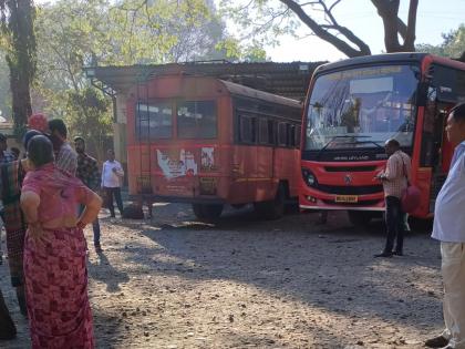 Pune Shocker: 26-Year-Old Woman Allegedly Raped in Shivshahi Bus Parked at Swargate ST Stand; Accused Absconding | Pune Shocker: 26-Year-Old Woman Allegedly Raped in Shivshahi Bus Parked at Swargate ST Stand; Accused Absconding Pune Shocker: 26-Year-Old Woman Allegedly Raped in Shivshahi Bus Parked at Swargate ST Stand; Accused Absconding | Pune Shocker: 26-Year-Old Woman Allegedly Raped in Shivshahi Bus Parked at Swargate ST Stand; Accused Absconding