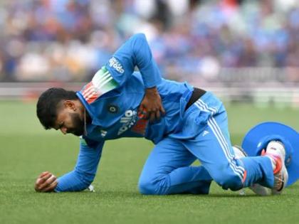 Shreyas Iyer Admitted to ICU in Sydney After Suffering Internal Bleeding From Rib Injury | Shreyas Iyer Admitted to ICU in Sydney After Suffering Internal Bleeding From Rib Injury
