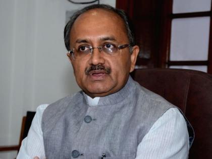 UP Assembly Elections 2022: Unknown man attacks UP Minister Siddarth Nath Singh while filing the nominations | UP Assembly Elections 2022: Unknown man attacks UP Minister Siddarth Nath Singh while filing the nominations UP Assembly Elections 2022: Unknown man attacks UP Minister Siddarth Nath Singh while filing the nominations | UP Assembly Elections 2022: Unknown man attacks UP Minister Siddarth Nath Singh while filing the nominations