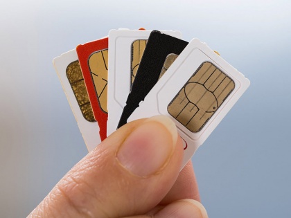 Palghar: Three booked for stealing people’s data to activate SIM cards | Palghar: Three booked for stealing people’s data to activate SIM cards