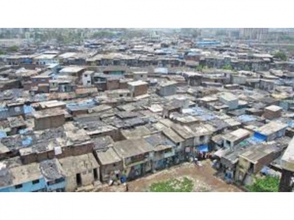 Mumbai: Social distancing not possible in slums and chawls? | Mumbai: Social distancing not possible in slums and chawls?