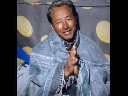 Sonam Wangchuk Ends 15-Day Hunger Strike Amid Violence in Leh | Sonam Wangchuk Ends 15-Day Hunger Strike Amid Violence in Leh