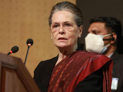 Sonia Gandhi kept under 'close observation' after suffering from fungal infection after COVID diagnosis | Sonia Gandhi kept under 'close observation' after suffering from fungal infection after COVID diagnosis