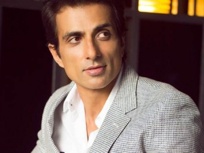 Sonu Sood mortgages two shops, six flats to raise Rs 10 crore for the needy | Sonu Sood mortgages two shops, six flats to raise Rs 10 crore for the needy