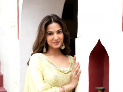 Sonal Chauhan Introduces Herself as Sahiba from Shera, Shares First Look From Sets | Sonal Chauhan Introduces Herself as Sahiba from Shera, Shares First Look From Sets