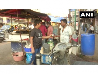 Mumbai: 14-year-old sells tea to support family after mother loses job amid COVID-19 pandemic | Mumbai: 14-year-old sells tea to support family after mother loses job amid COVID-19 pandemic