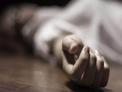 Pune: Four members of a family commit suicide after suffering losses in stock market trading | Pune: Four members of a family commit suicide after suffering losses in stock market trading