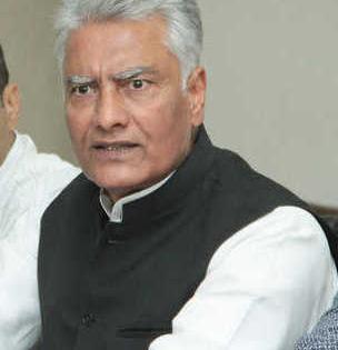 Punjab Assembly Elections 2022: Former Punjab Congress president Sunil Jakhar quit the party ahead of elections | Punjab Assembly Elections 2022: Former Punjab Congress president Sunil Jakhar quit the party ahead of elections